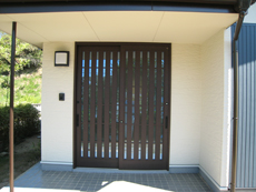 ���֎{�H��